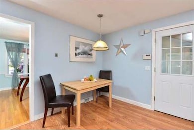 37 Candlewick Ln, Whitman, MA 02382 - photo 6