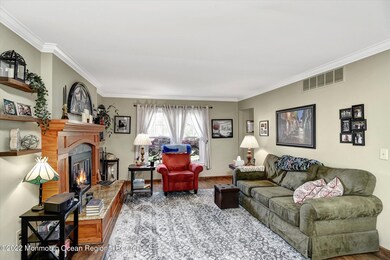05-Living Room