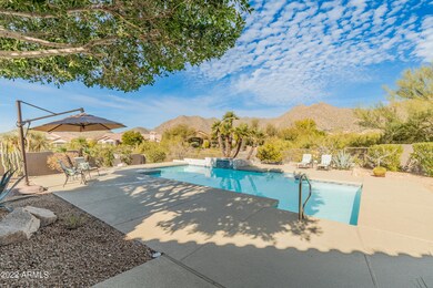 View & Pool