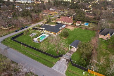 This property becomes a private sancturary with a