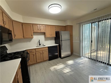 2305 Deerfield Dr, Edison, NJ 08820 - photo 6