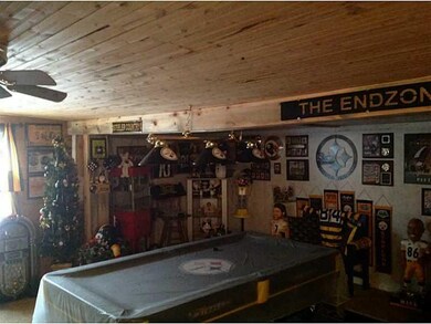 1629 Getty Ave, Indiana, PA 15701 - photo 4