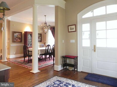 8540 Hill Spring Dr, Lutherville Timonium, MD 21093 - photo 3