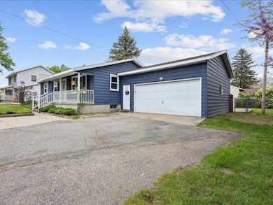 03-1055-N-Hudson-St-SE-Lowell-MI-49331-W