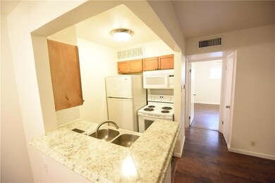 5124 Live Oak St unit 209, Dallas, TX 75206 - photo 6