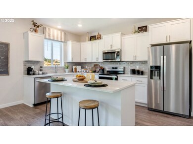 9371 SE Crystal Rose St, Happy Valley, OR 97086 - photo 7