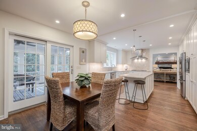 8212 Coach St, Potomac, MD 20854 - photo 7