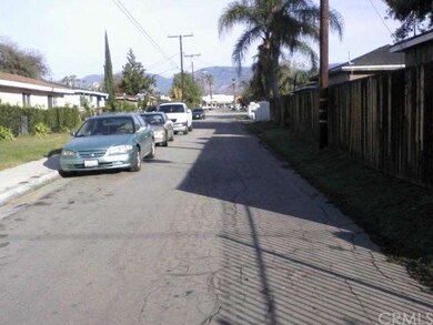 Ramona Ave looking North
