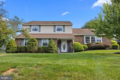 33 Braintree Common, Feasterville Trevose, PA 19053 - photo 2
