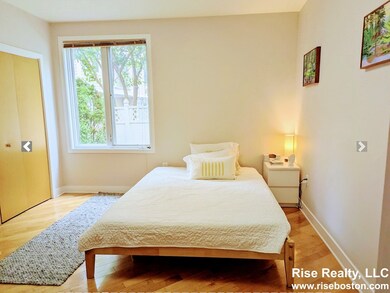 24 Bay State Rd unit 5, Cambridge, MA 02138 - photo 5