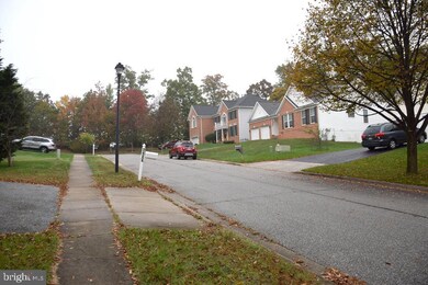 7906 Aylesford Ln, Laurel, MD 20707 - photo 4