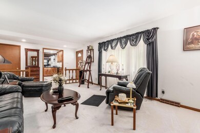 1161 Rockport Ct, Columbus, OH 43235 - photo 3