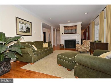 769 Laurel Ln, Wayne, PA 19087 - photo 5