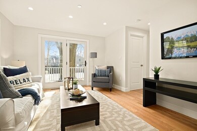 23 Washington St unit 3, Beverly, MA 01915 - photo 3