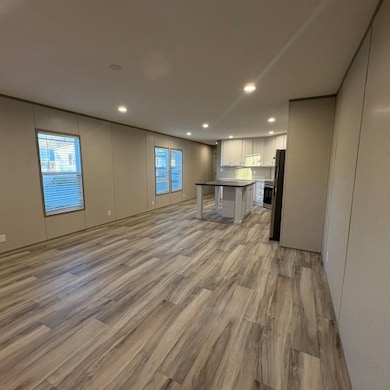 2319 Greensburg Rd unit 18, Campbellsville, KY 42718 - photo 5