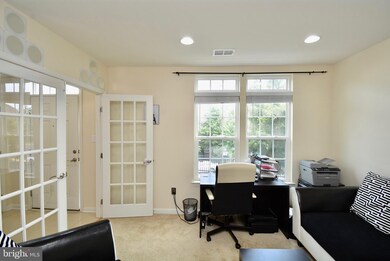 2279 Merseyside Dr unit 22, Woodbridge, VA 22191 - photo 6