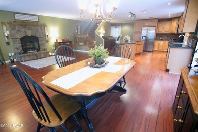 1012 Oakland Ln, Lake Ariel, PA 18436 - photo 5