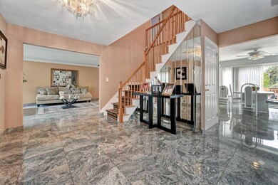 04-Foyer