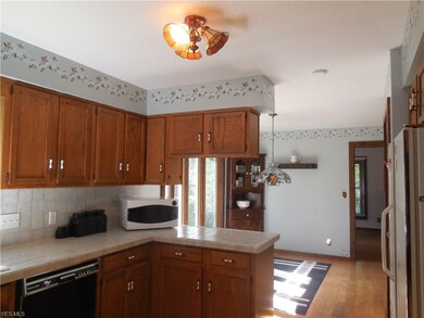 94 Hurd Rd, Aurora, OH 44202 - photo 4