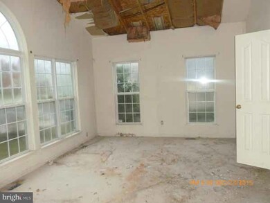 15603 Orchard Run Dr, Bowie, MD 20715 - photo 7