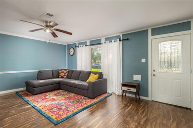 812 Perry Dr, Fort Worth, TX 76108 - photo 4