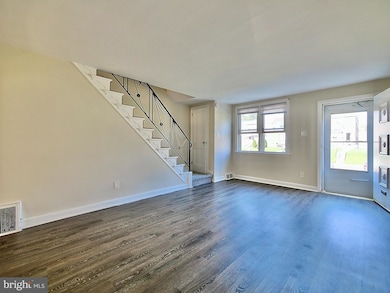 1028 Brookwood Ln, Glenolden, PA 19036 - photo 6