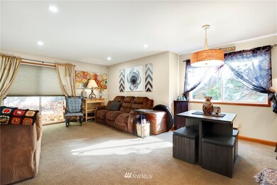 18910 Bothell Everett Hwy unit D4, Bothell, WA 98012 - photo 7