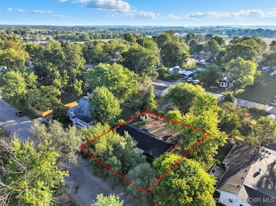 304 N Maple St, Eldon, MO 65026 - photo 6