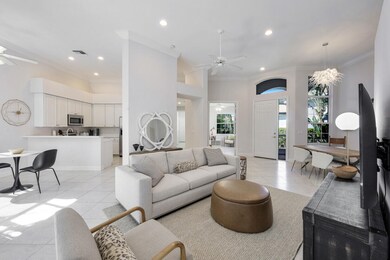 8591 Peppertree Way #205, Naples, FL 341