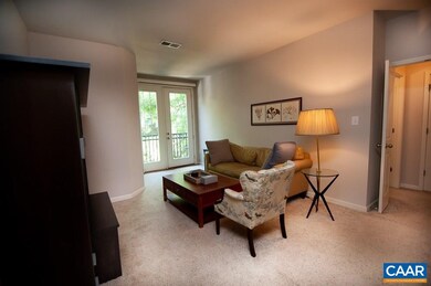 715 Walker Square unit 2D, Charlottesville, VA 22903 - photo 3