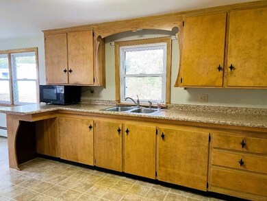 5 Ray Ct, Allenstown, NH 03275 - photo 5