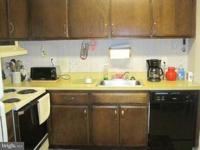 7C Dennison Dr, East Windsor, NJ 08520 - photo 3