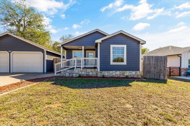 3147 Sagittarius Ln, Granbury, TX 76049 - photo 5
