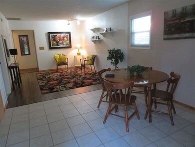 515 N Polk St, Fort Branch, IN 47648 - photo 2