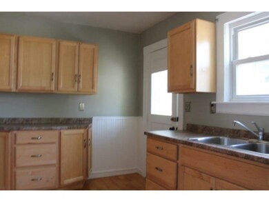 27 Gates St, Keene, NH 03431 - photo 4