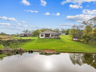 1084 Biltmore Dr, McComb, MS 39648 - photo 3