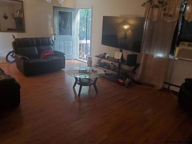 68 Catherine St, Albany, NY 12202 - photo 6