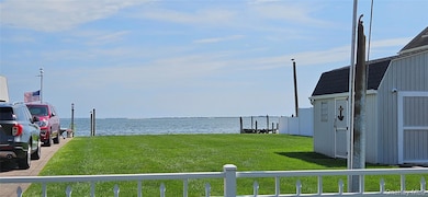 0 Oceanview Dr unit KEY906770, Mastic Beach, NY 11951 - photo 7