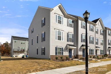 1512 May Apple Dr, Stallings, NC 28104 - photo 2