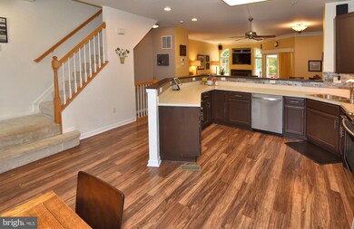 617 Trout Run Ct, Odenton, MD 21113 - photo 5