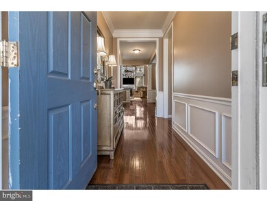 37 Pennington Ct, Riverside, NJ 08075 - photo 2