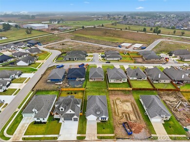 2068 E 129th Place S, Jenks, OK 74037 - photo 4