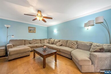 255 Knoll Rd, Lake Hiawatha, NJ 07034 - photo 7