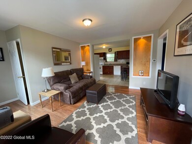 101 Fox Ave, Schenectady, NY 12304 - photo 4