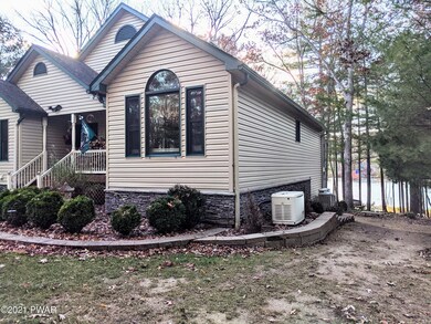 118 Hemlock Point Ct, Hawley, PA 18428 - photo 5