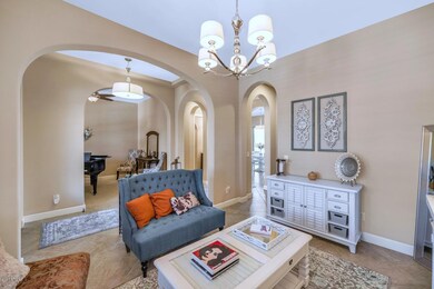 7813 S 30th Way-large-010-031-Living Roo