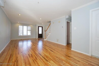 10 Sharrotts Rd, Staten Island, NY 10309 - photo 6