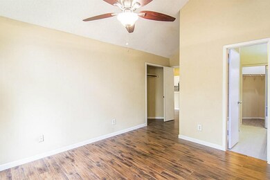 3315 Golden Trails Dr unit 602, Kingwood, TX 77345 - photo 7
