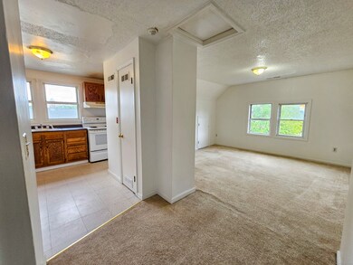 54 Washington St unit 3, Wallingford, CT 06492 - photo 4