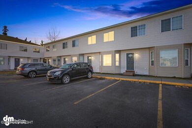 01-Front Exterior_IMG_5886 DTE